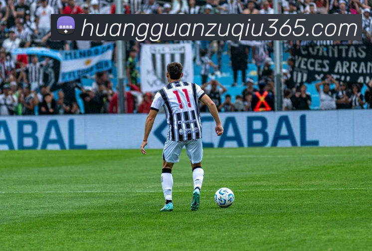 杰伦格林首次以替补身份出战坚信努力终将带来成功与成长